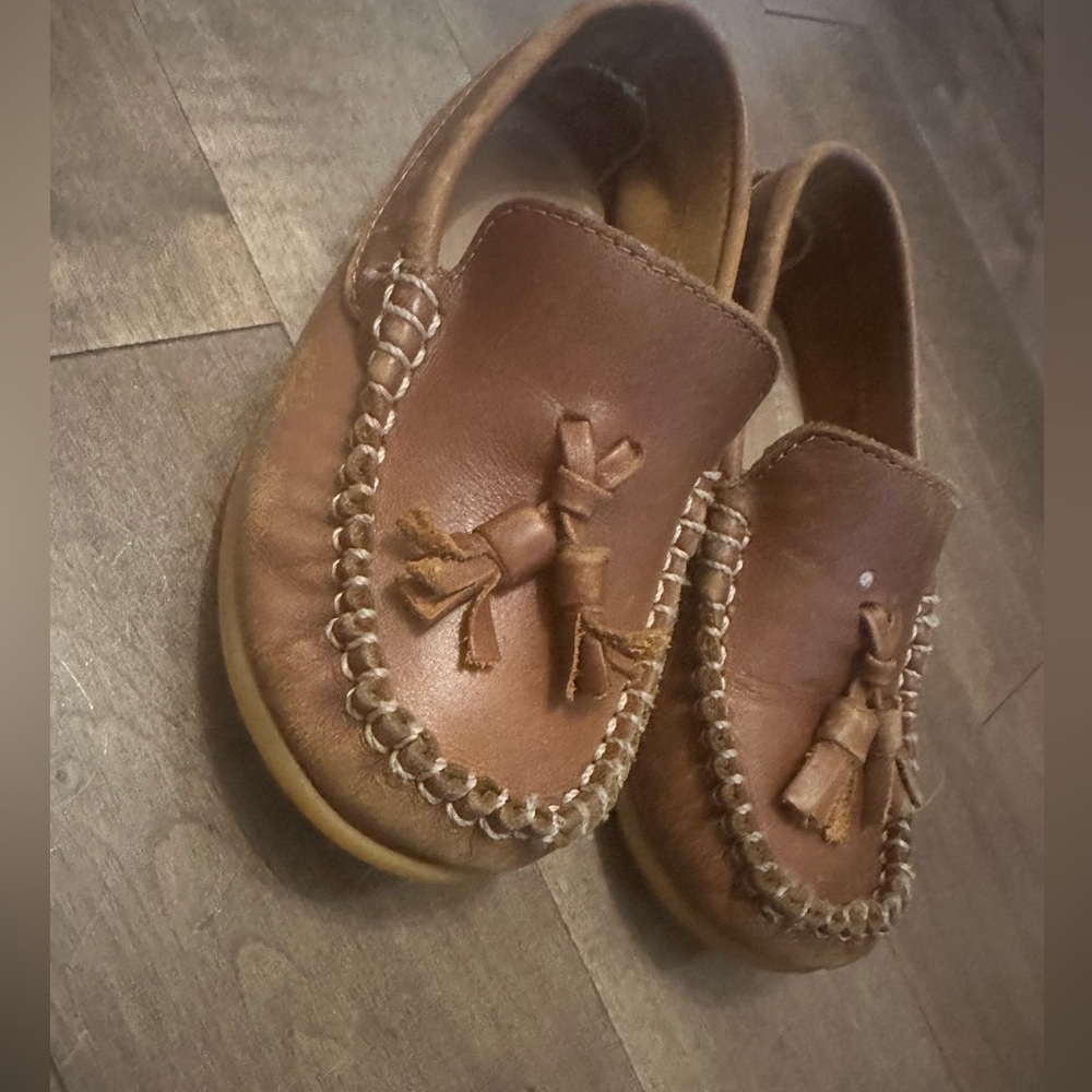 Elephantito boys’ cognac loafers size 11 (27)